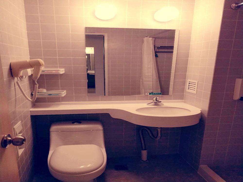 Jinjiang Inn Zhuhai Gongbei Fuhuali מראה חיצוני תמונה